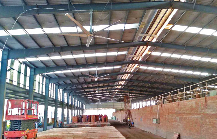 山東磚瓦生產廠工業(yè)大風扇促進生產效率